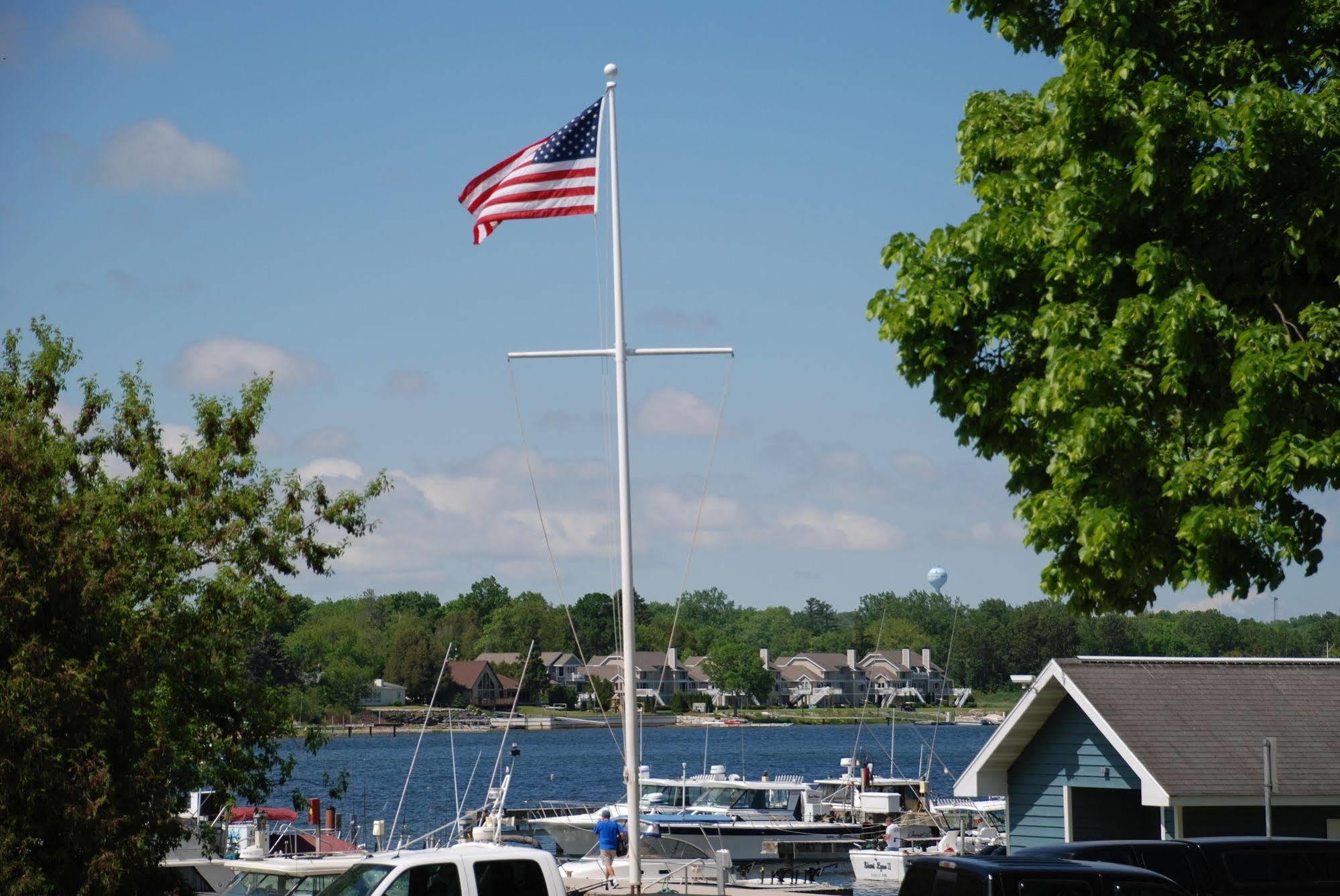 The Lodge At Leathem Smith Sturgeon Bay Εξωτερικό φωτογραφία